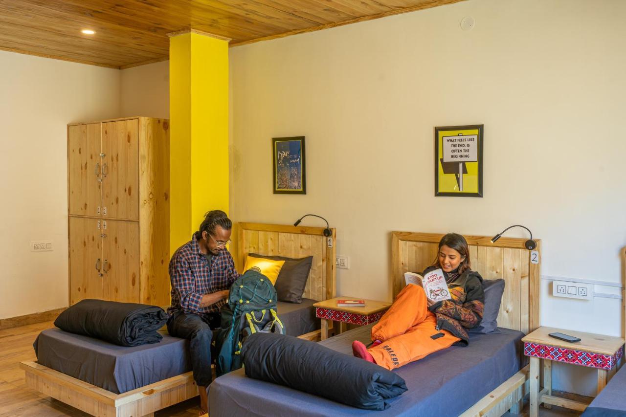 The Hosteller Tirthan Valley Gushaini Buitenkant foto