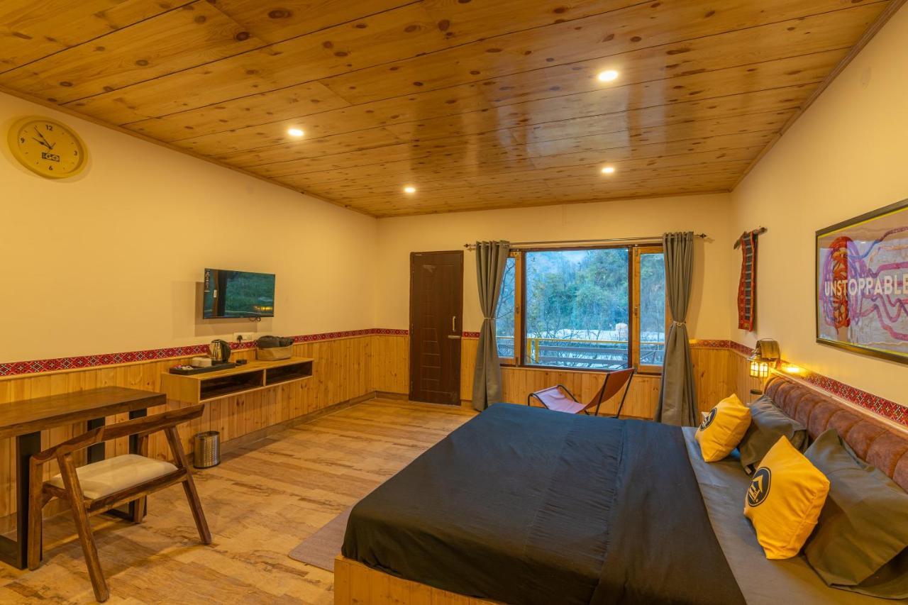 The Hosteller Tirthan Valley Gushaini Buitenkant foto