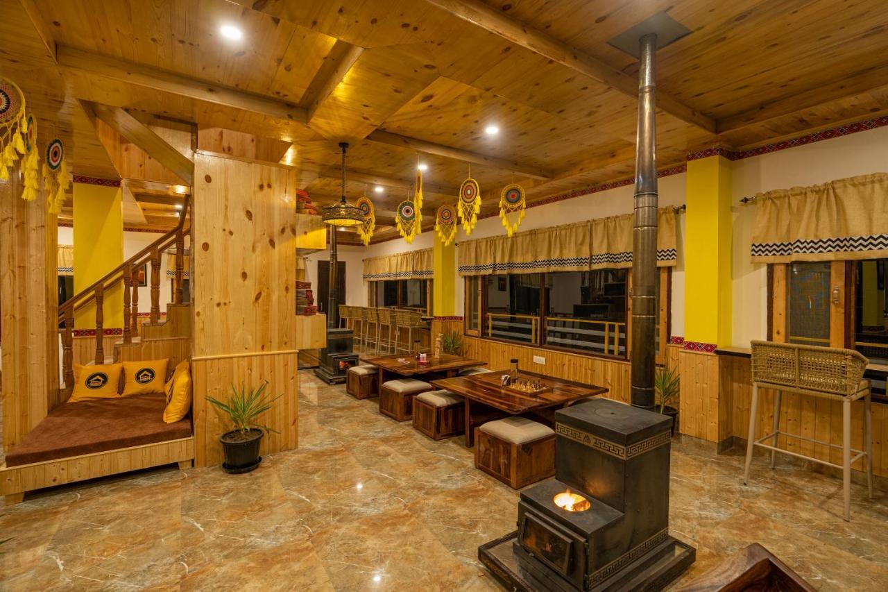 The Hosteller Tirthan Valley Gushaini Buitenkant foto