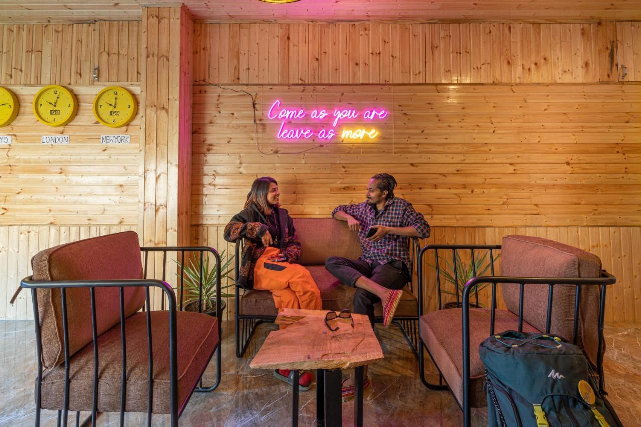 The Hosteller Tirthan Valley Gushaini Buitenkant foto